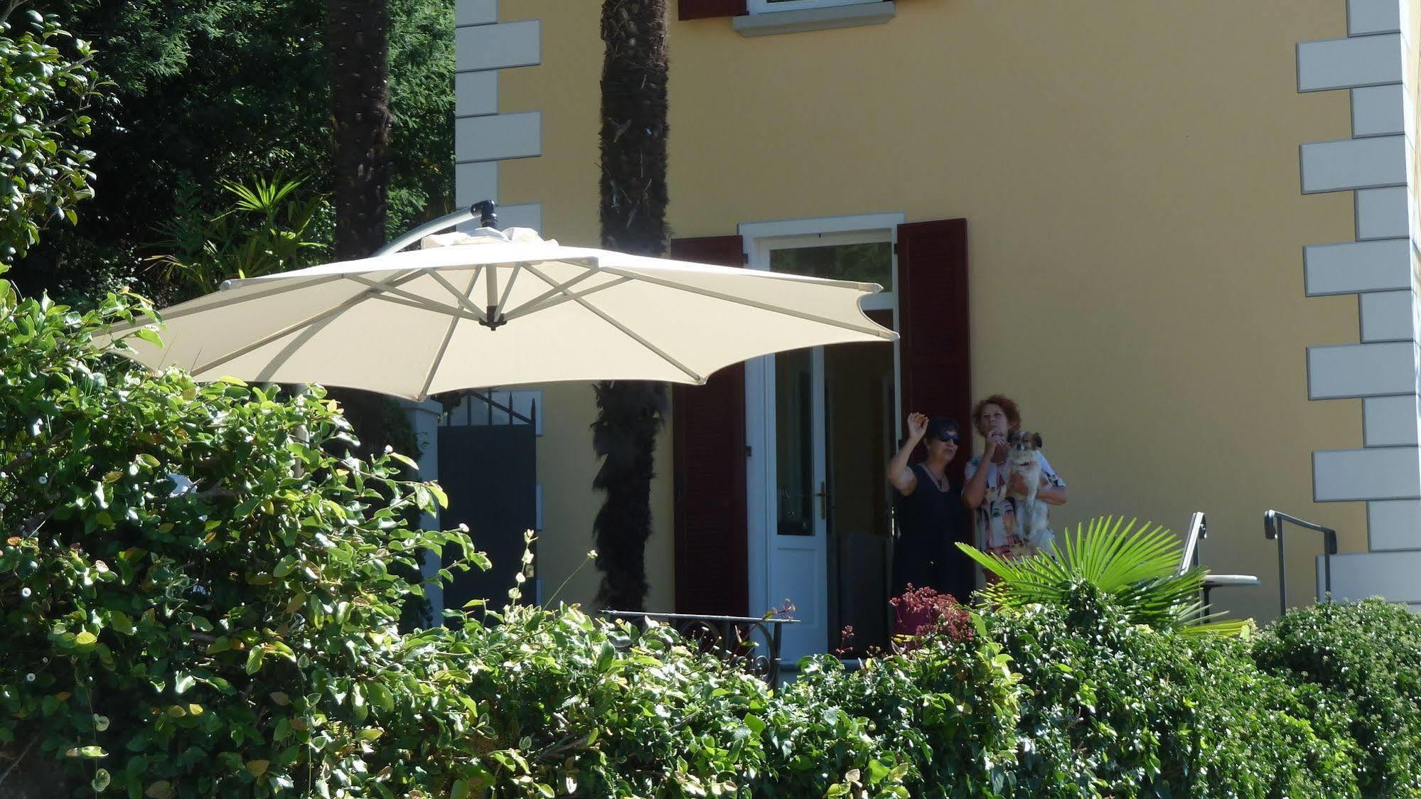 B&B Casa Forster Cannero Riviera Εξωτερικό φωτογραφία